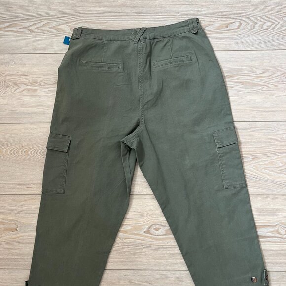 myStyle Cropped Cargo Pants Sz 14 Olive Sage green Military leg details casual - Picture 4 of 10